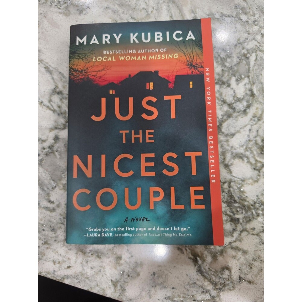 Just the Nicest Couple: A Novel - Paperback By Kubica, Mary